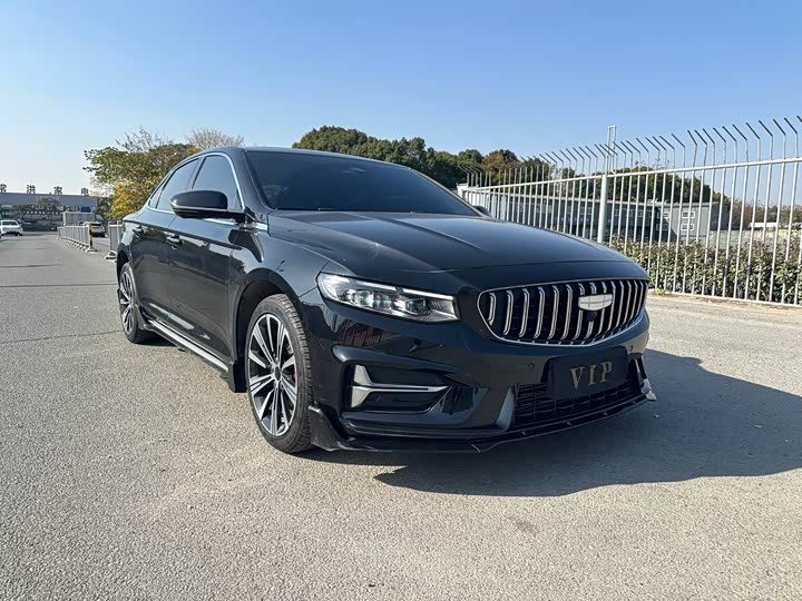 Фото 3 - Geely Preface