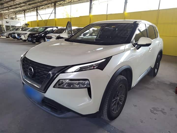 Фото 2 - Nissan X-Trail