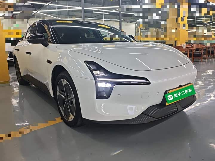 Фото 4 - XPeng Mona M03