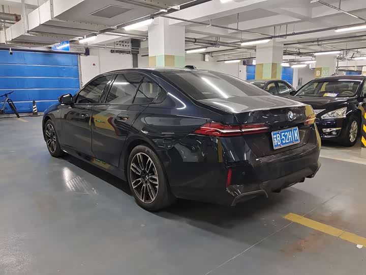 Фото 4 - BMW 5 Series