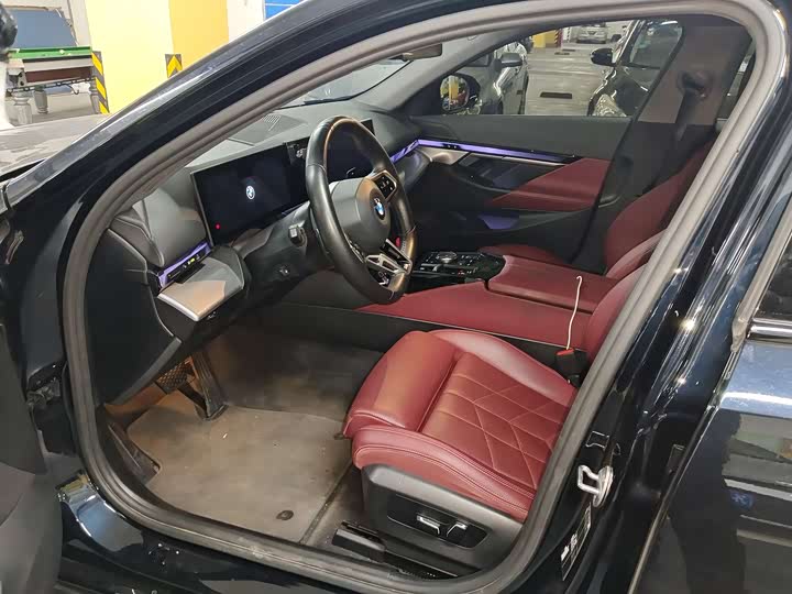 Фото 7 - BMW 5 Series