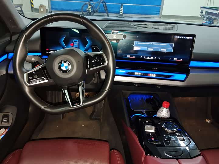 Фото 9 - BMW 5 Series