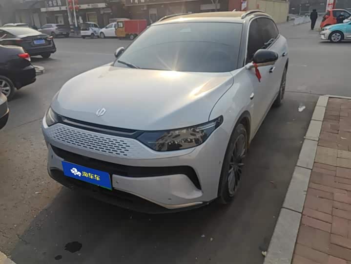 Фото 1 - Leapmotor C11