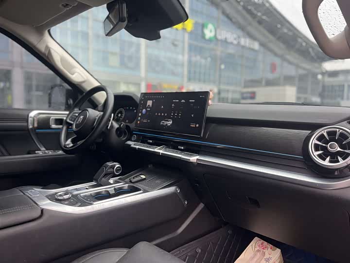 Фото 8 - Tank 400 Hybrid