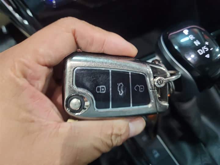 Фото 9 - Volkswagen Tayron