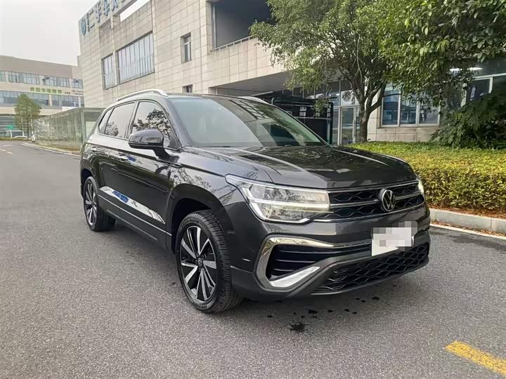 Фото 9 - Volkswagen Tharu