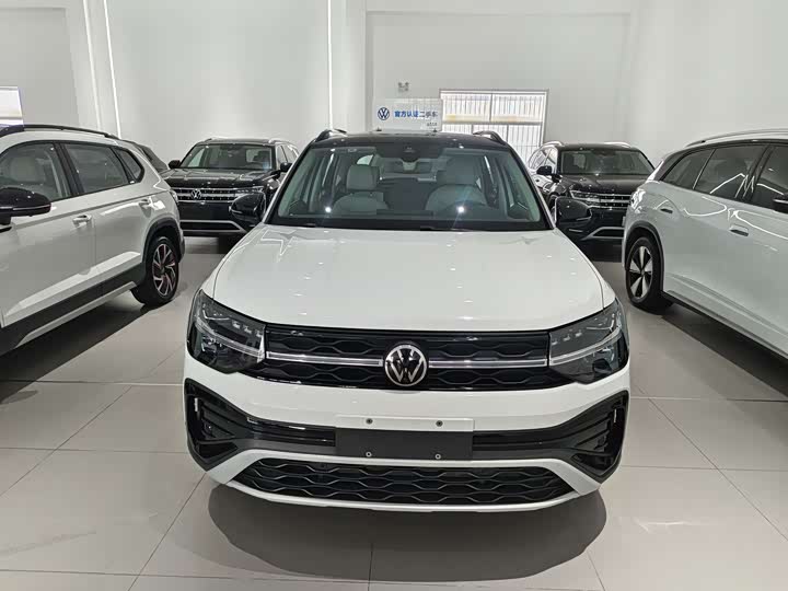 Фото 2 - Volkswagen Tharu