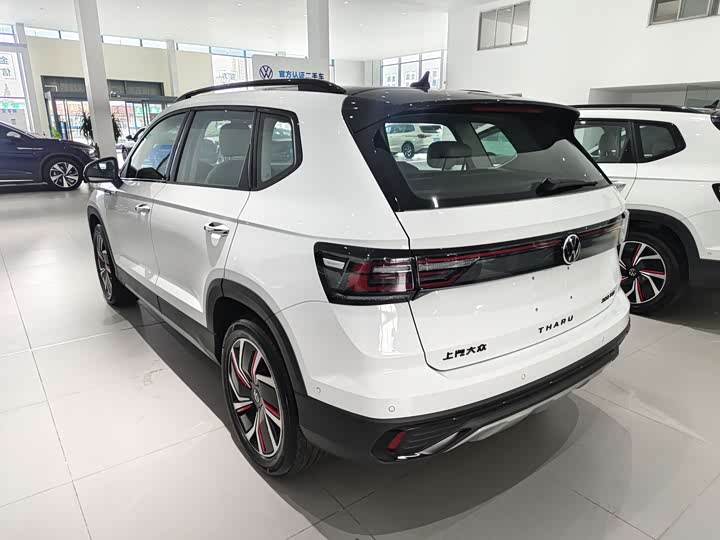 Фото 8 - Volkswagen Tharu