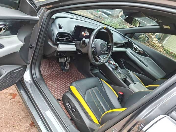 Фото 9 - GAC Trumpchi Empow R