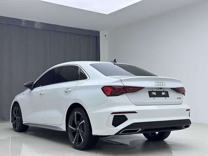 Фото 5 - Audi A3