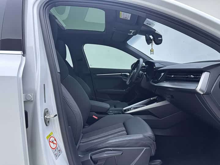 Фото 9 - Audi A3