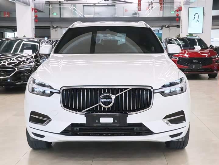 Фото 2 - Volvo XC60