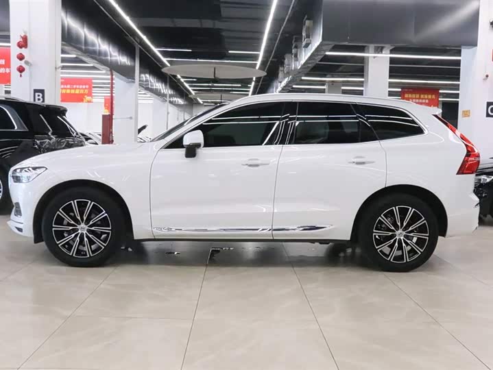 Фото 3 - Volvo XC60