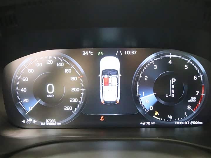 Фото 7 - Volvo XC60