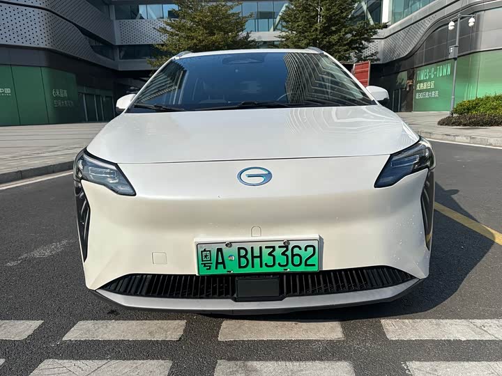 Фото 2 - GAC Aion Y