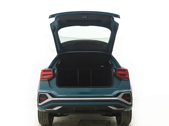 Фото 9 - Audi Q2L
