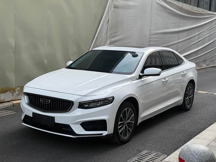 Фото 1 - Geely Preface