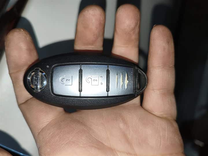 Фото 9 - Nissan X-Trail