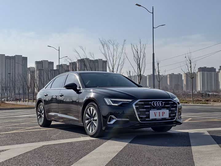 Фото 3 - Audi A6L