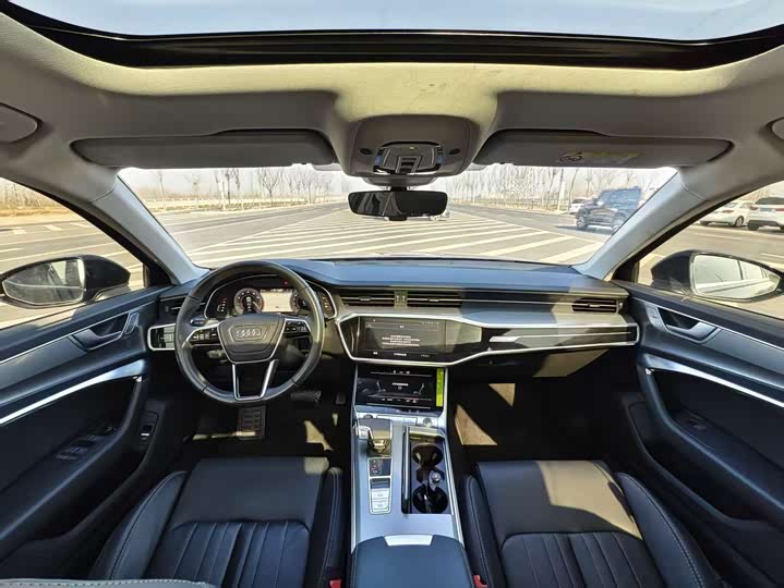 Фото 4 - Audi A6L