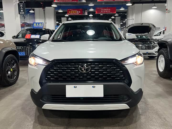 Фото 1 - Toyota Corolla Cross