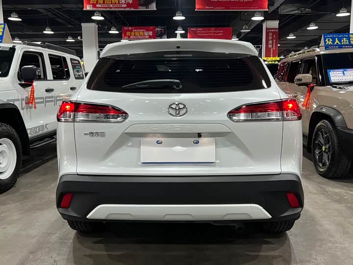 Фото 4 - Toyota Corolla Cross