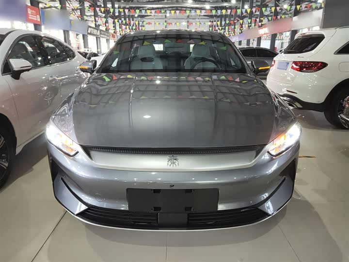 Фото 3 - BYD Qin Plus