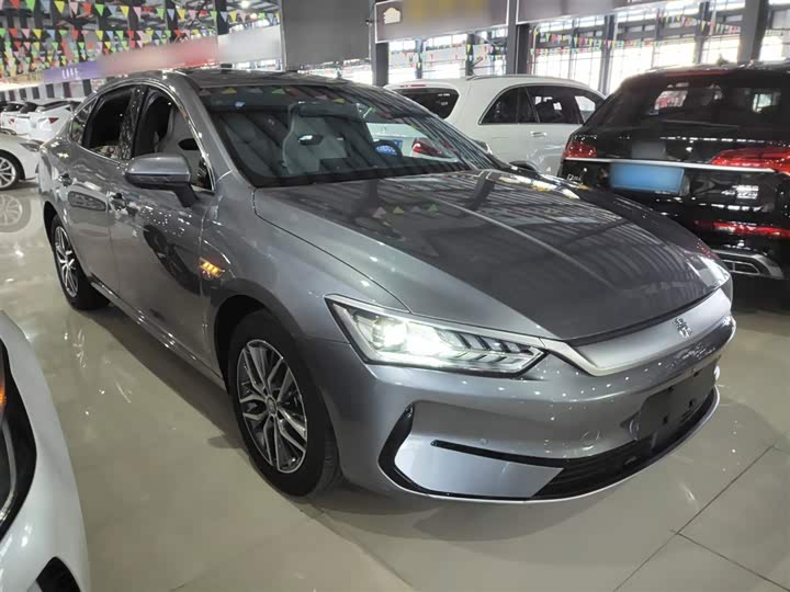 Фото 4 - BYD Qin Plus