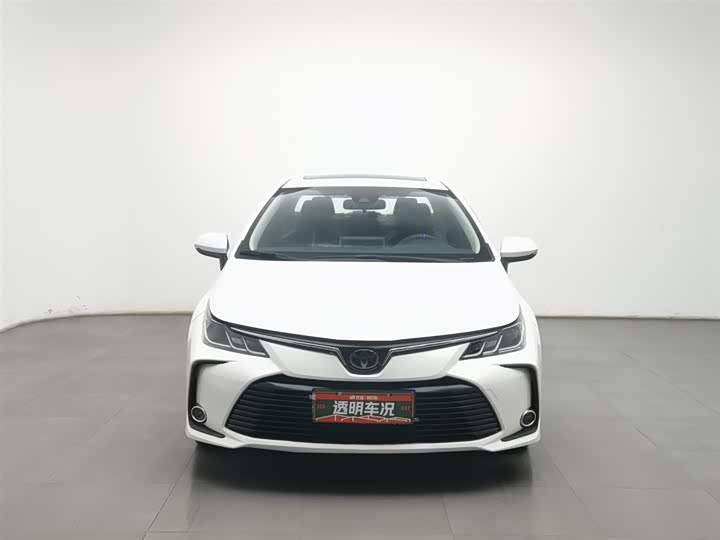 Фото 3 - Toyota Corolla