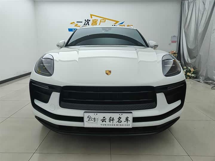 Фото 2 - Porsche Macan