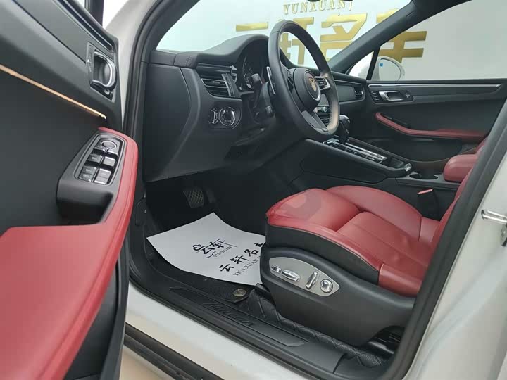 Фото 4 - Porsche Macan