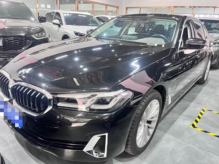 Фото 1 - BMW 5 Series