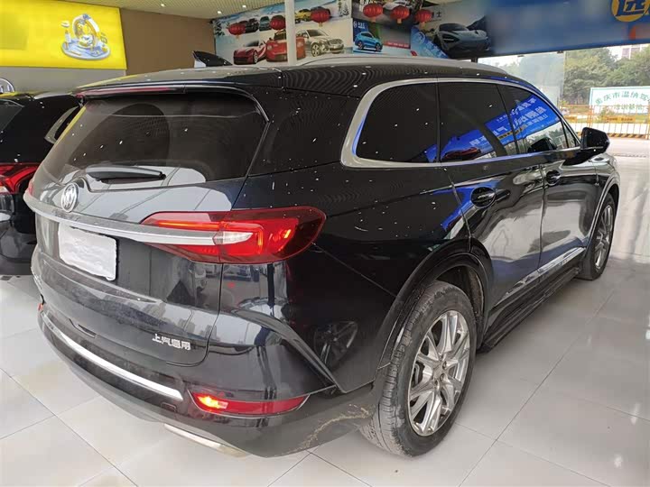 Фото 7 - Buick Enclave