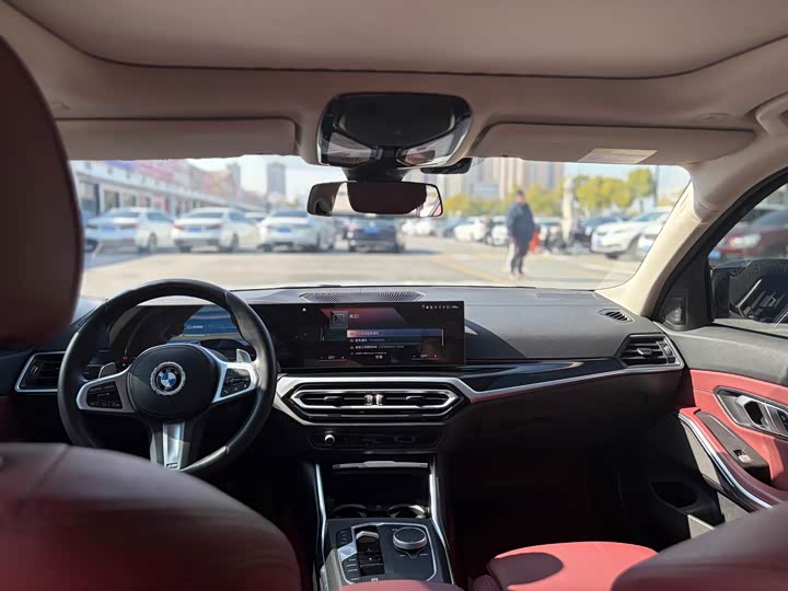 Фото 9 - BMW 3 Series