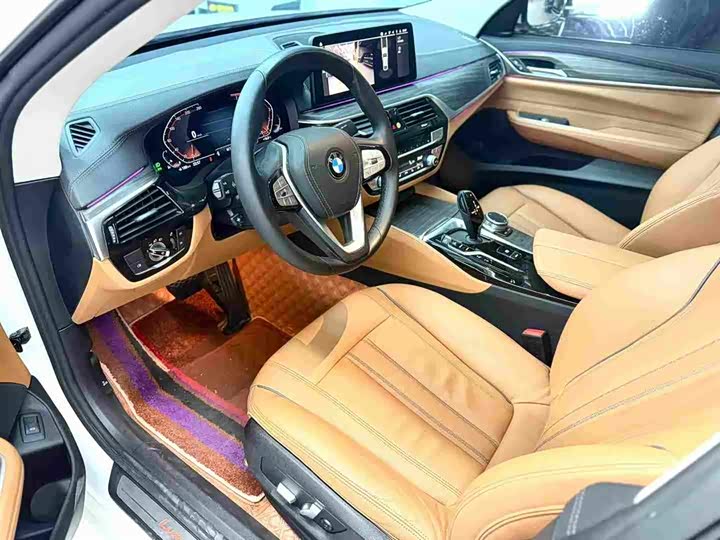 Фото 4 - BMW 6 Series GT