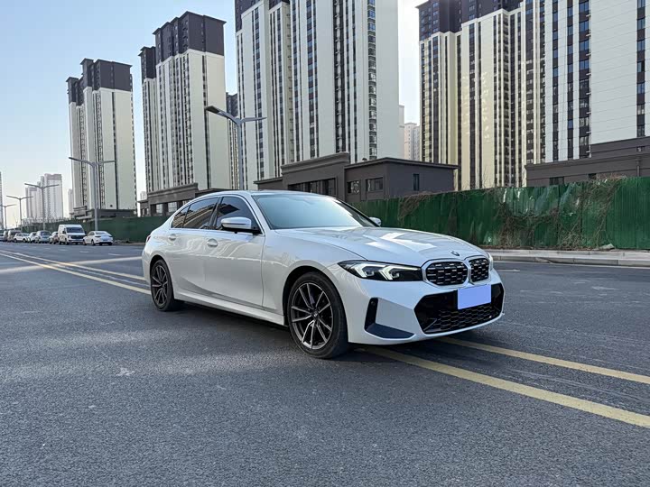 Фото 1 - BMW 3 Series