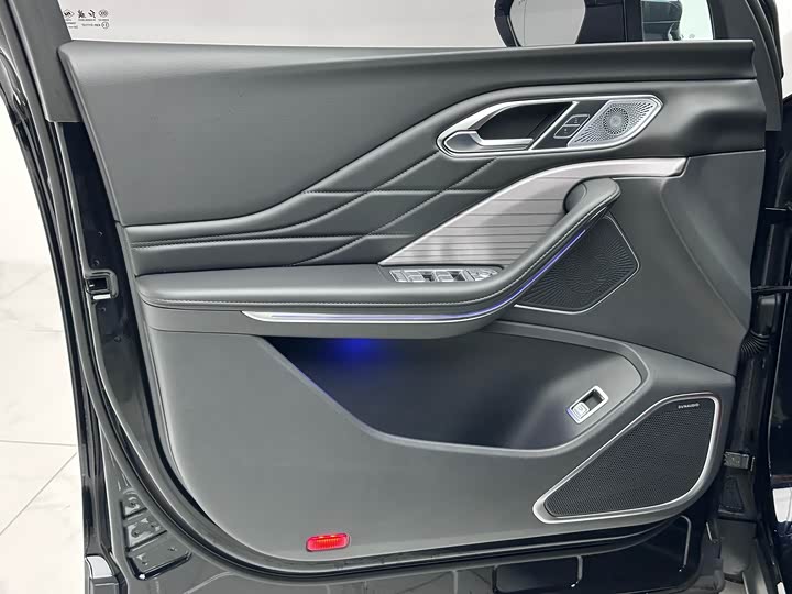 Фото 5 - Hongqi HS7