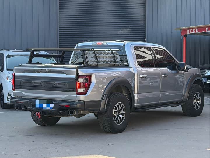 Фото 4 - Ford F-150 Raptor