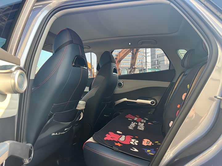 Фото 8 - BYD Yuan Plus