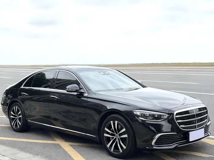 Фото 3 - Mercedes-Benz S-Class