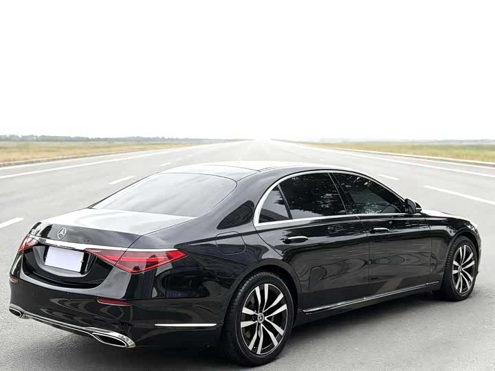 Фото 5 - Mercedes-Benz S-Class