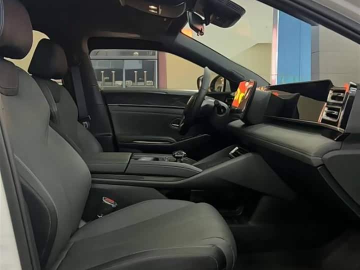 Фото 7 - BYD Qin L