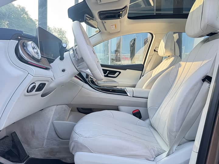 Фото 7 - Mercedes-Benz EQE SUV