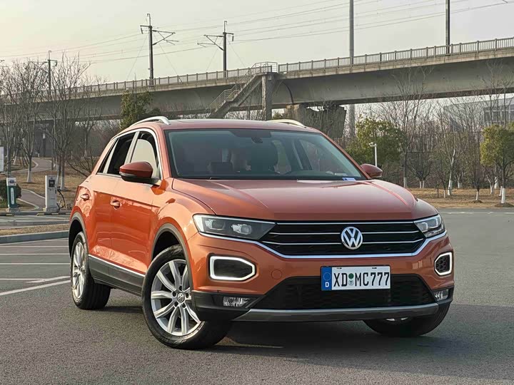 Фото 4 - Volkswagen T-Roc