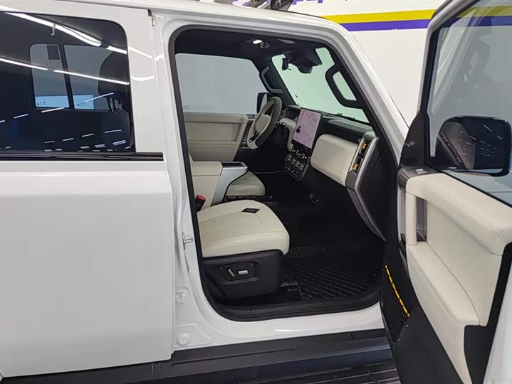 Фото 8 - Chery iCar V23