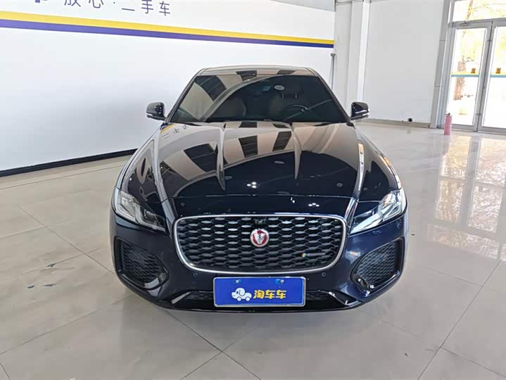 Фото 2 - Jaguar XF L