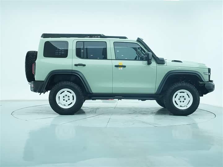 Фото 9 - Tank 300