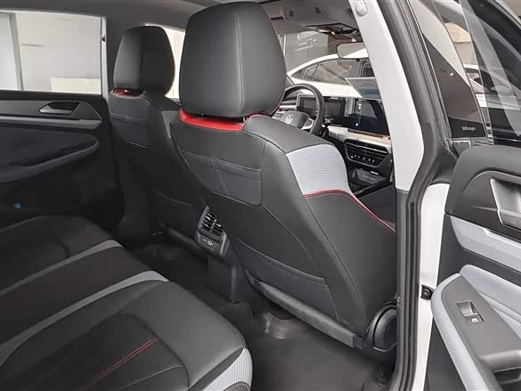 Фото 6 - Volkswagen Lamando L