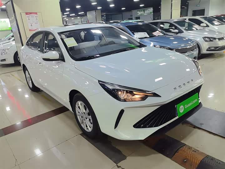 Фото 4 - Roewe i5