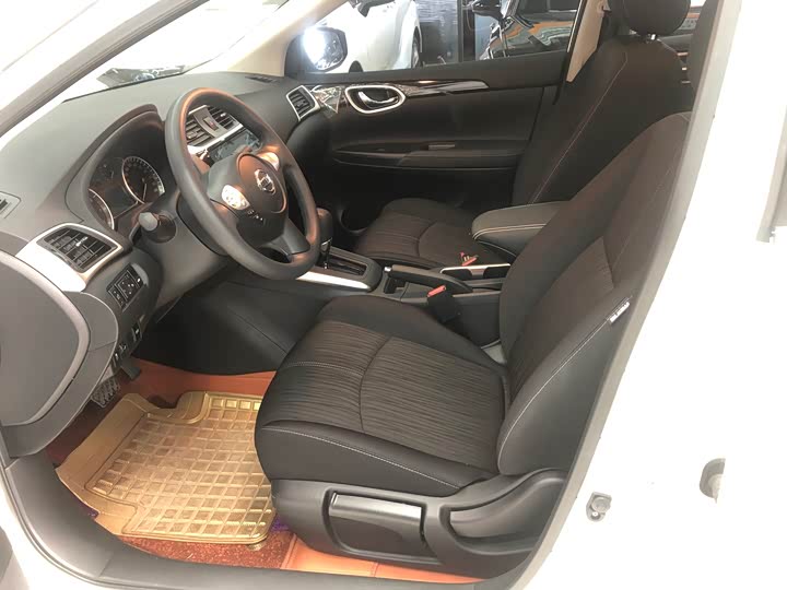 Фото 7 - Nissan Sylphy